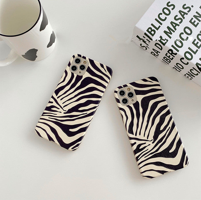 Shock-Resistant Zebra Style iPhone Case